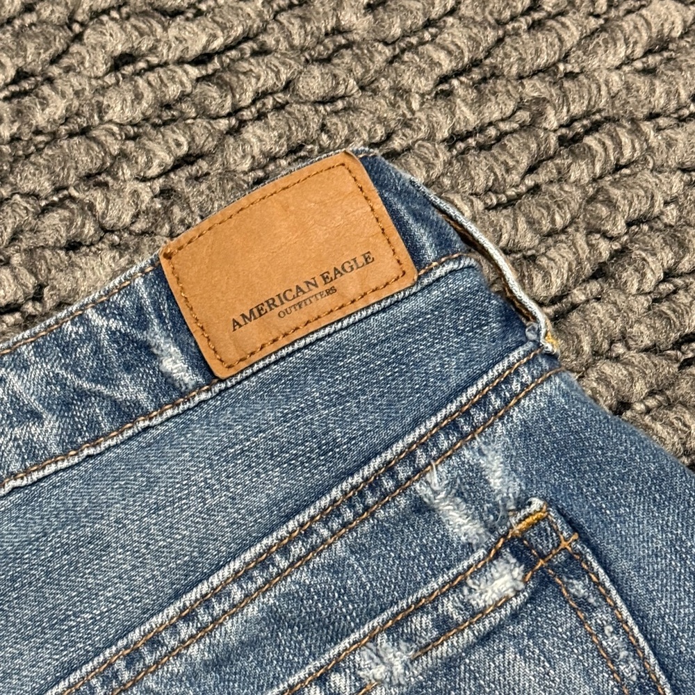 American Eagle Denim Mini Skirt Womens 4 Distressed Raw Hem Classic Festival Y2K - Picture 3 of 6